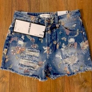 New With Tags Almost Famous MOM Floral Embroidered Jean Shorts